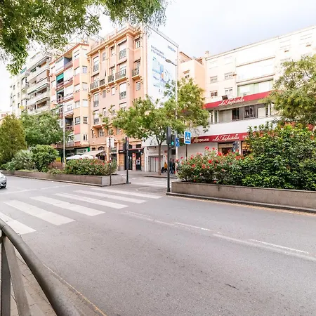 Neptuno ático, Con Terraza * Granada