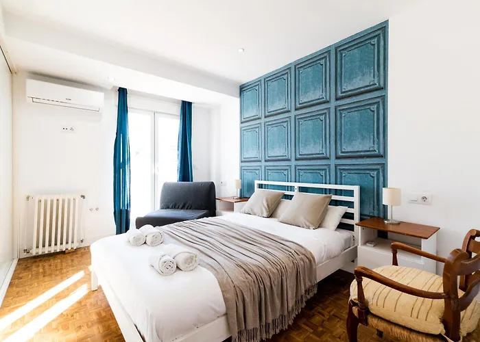 Apartment Neptuno Atico, Con Terraza Granada