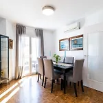 Neptuno Atico, Con Terraza Apartment *
